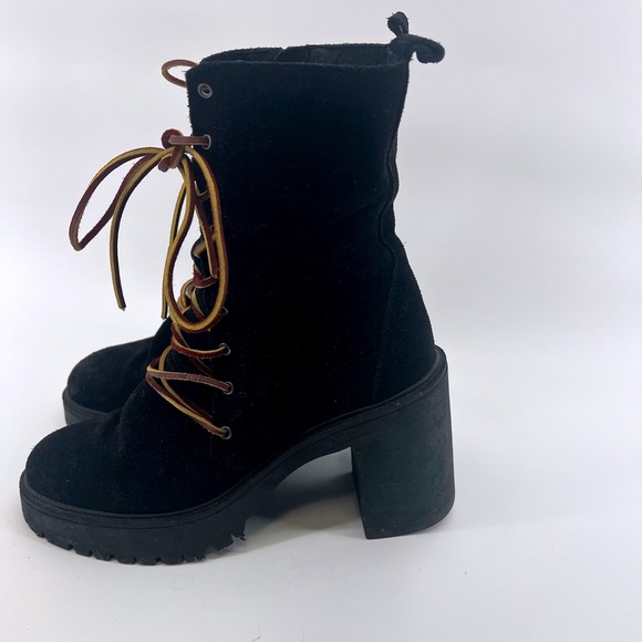 Free People Shoes - Free People Dylan Boots Black Suede Lace Up Side Zip‎ Size 39 8.5 Womens Combat